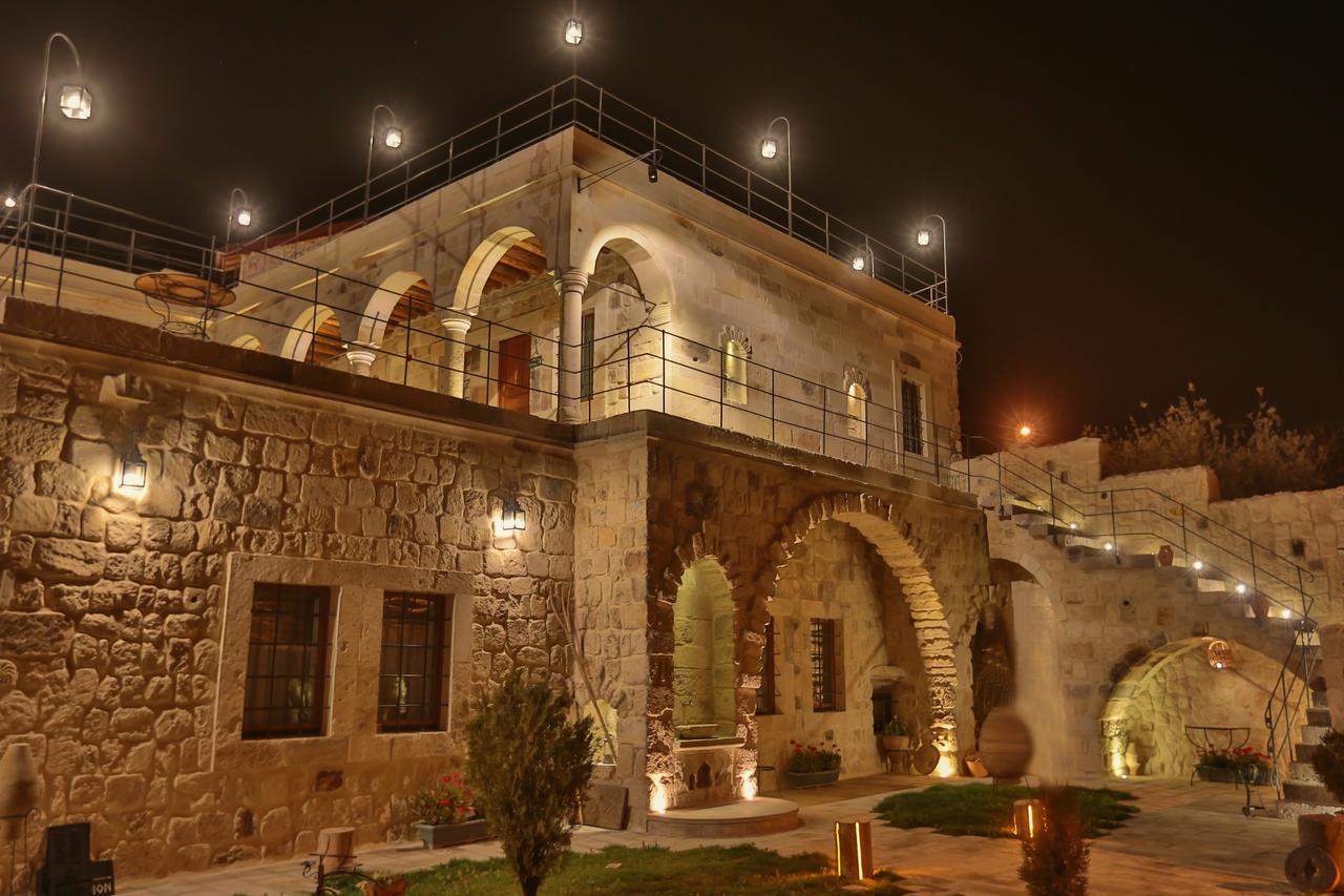 Acropolis Cave Suite Ürgüp Bagian luar foto