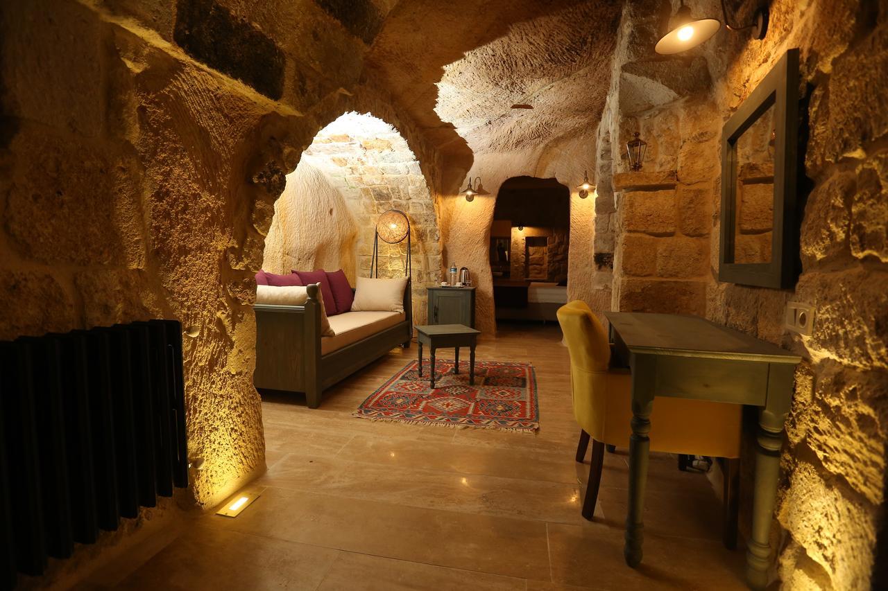 Acropolis Cave Suite Ürgüp Bagian luar foto