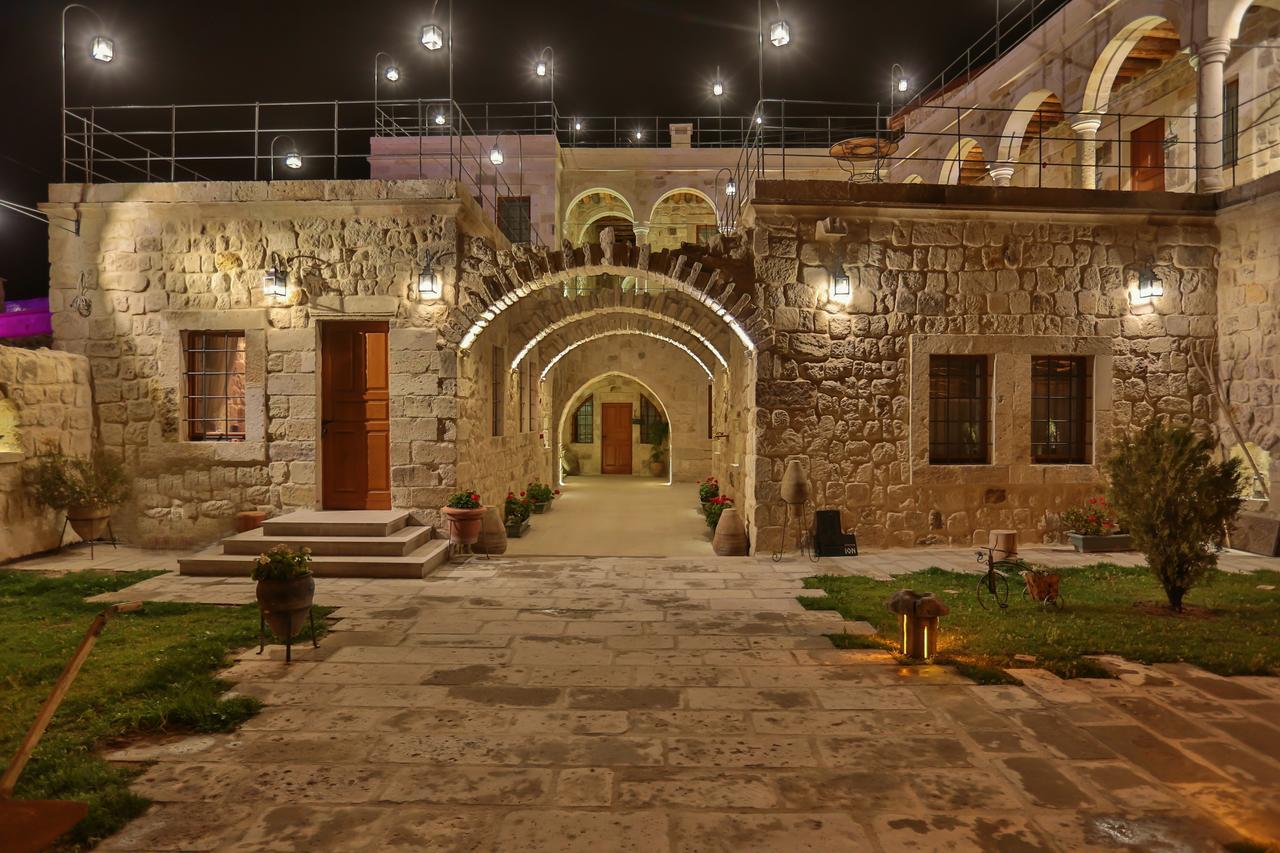 Acropolis Cave Suite Ürgüp Bagian luar foto